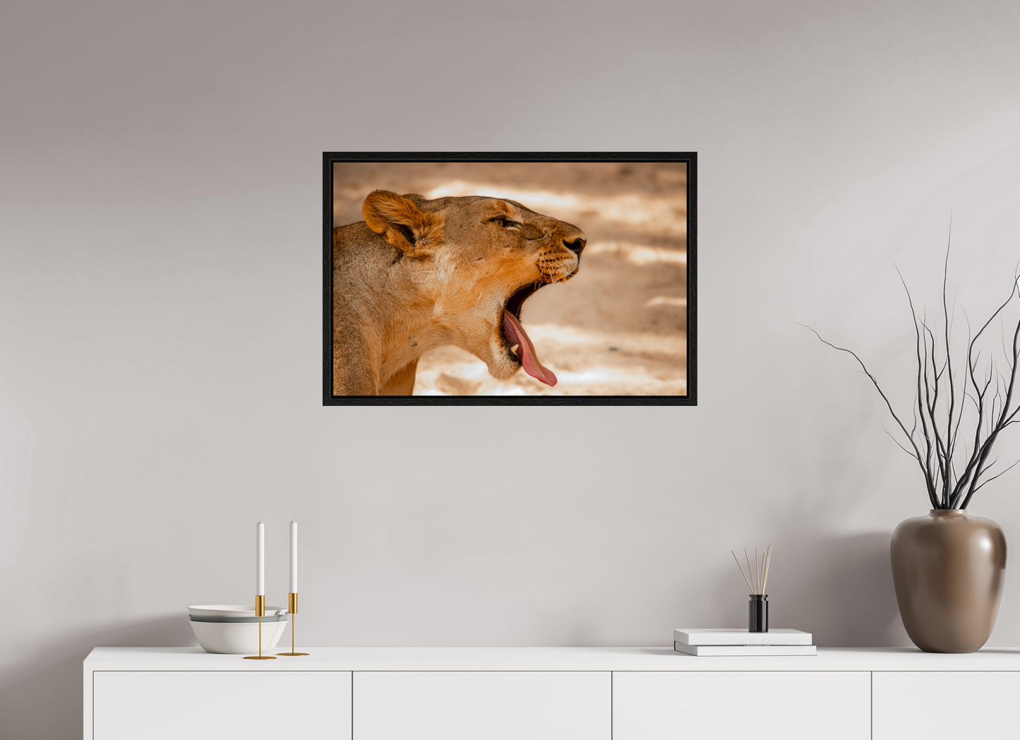 Lioness Yawn (Fiammetta Venner)