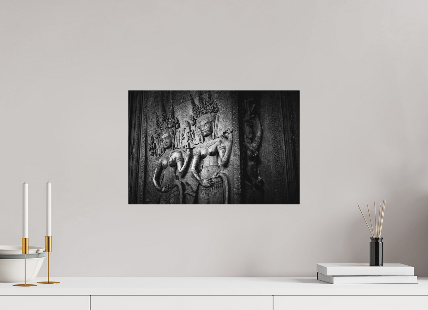 Divine Elegance (Fiammetta Venner)