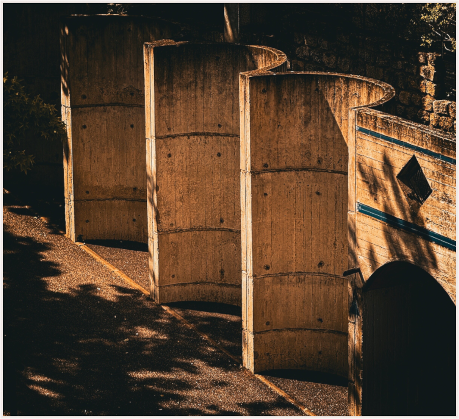 Concrete Pillars (Fiammetta Venner)