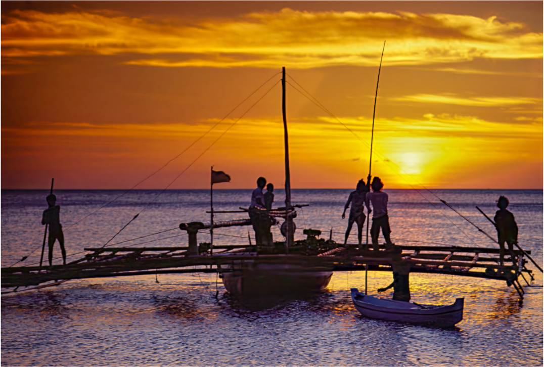 Sunset Fishermen (Aline de Nanxe)
