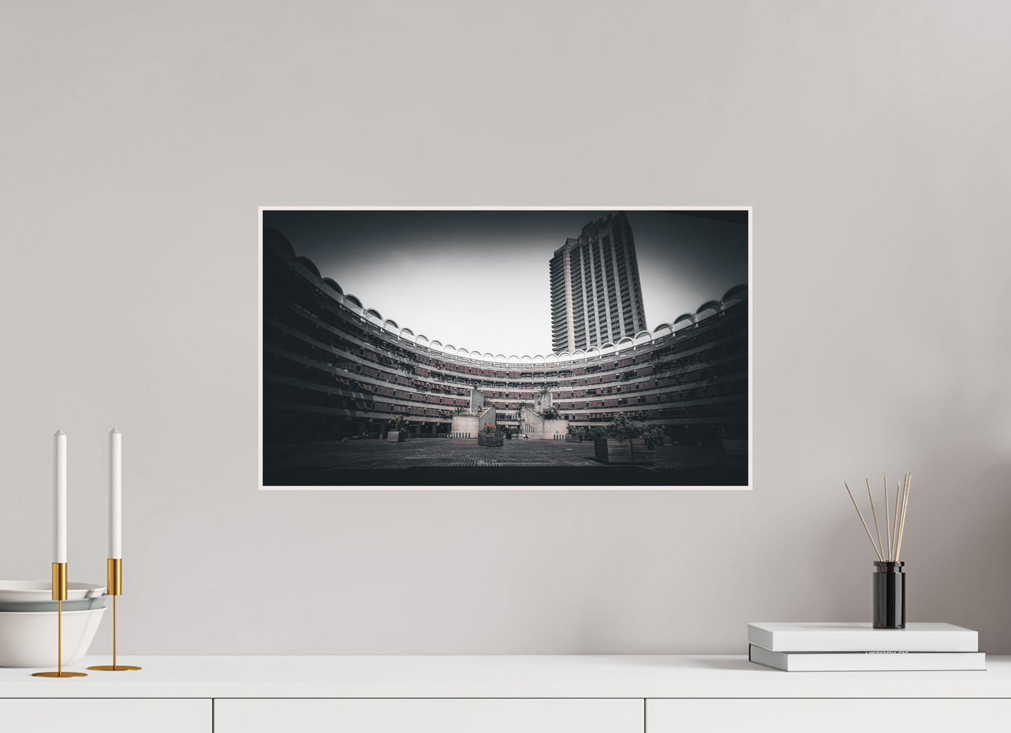 Curved Perspectives (Fiammetta Venner)