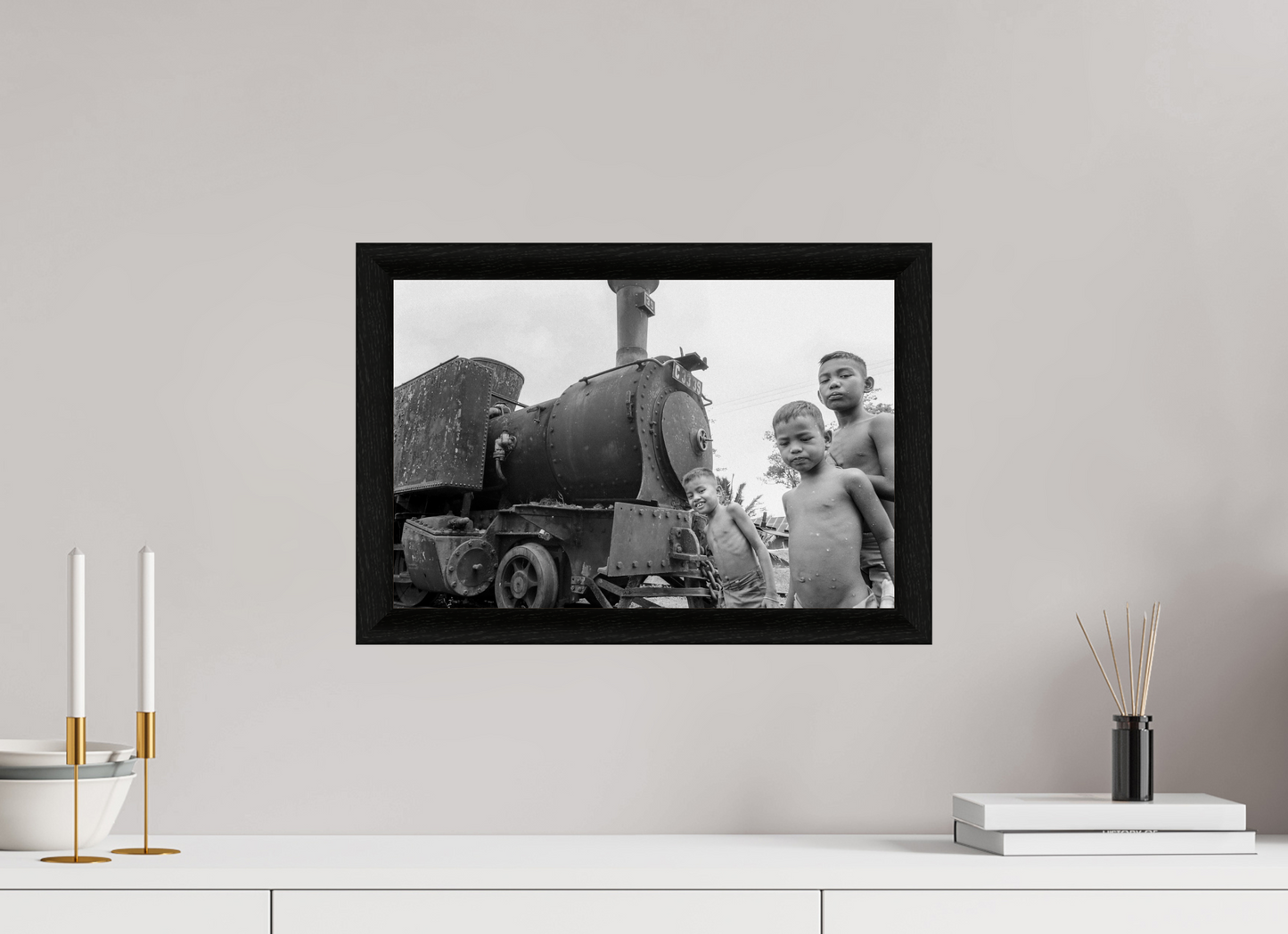 45 x 30 cm, Stockholm 30 mm noir Indonesia (1978) Photography : © Catherine Deudon / REIA (Catherine Deudon )