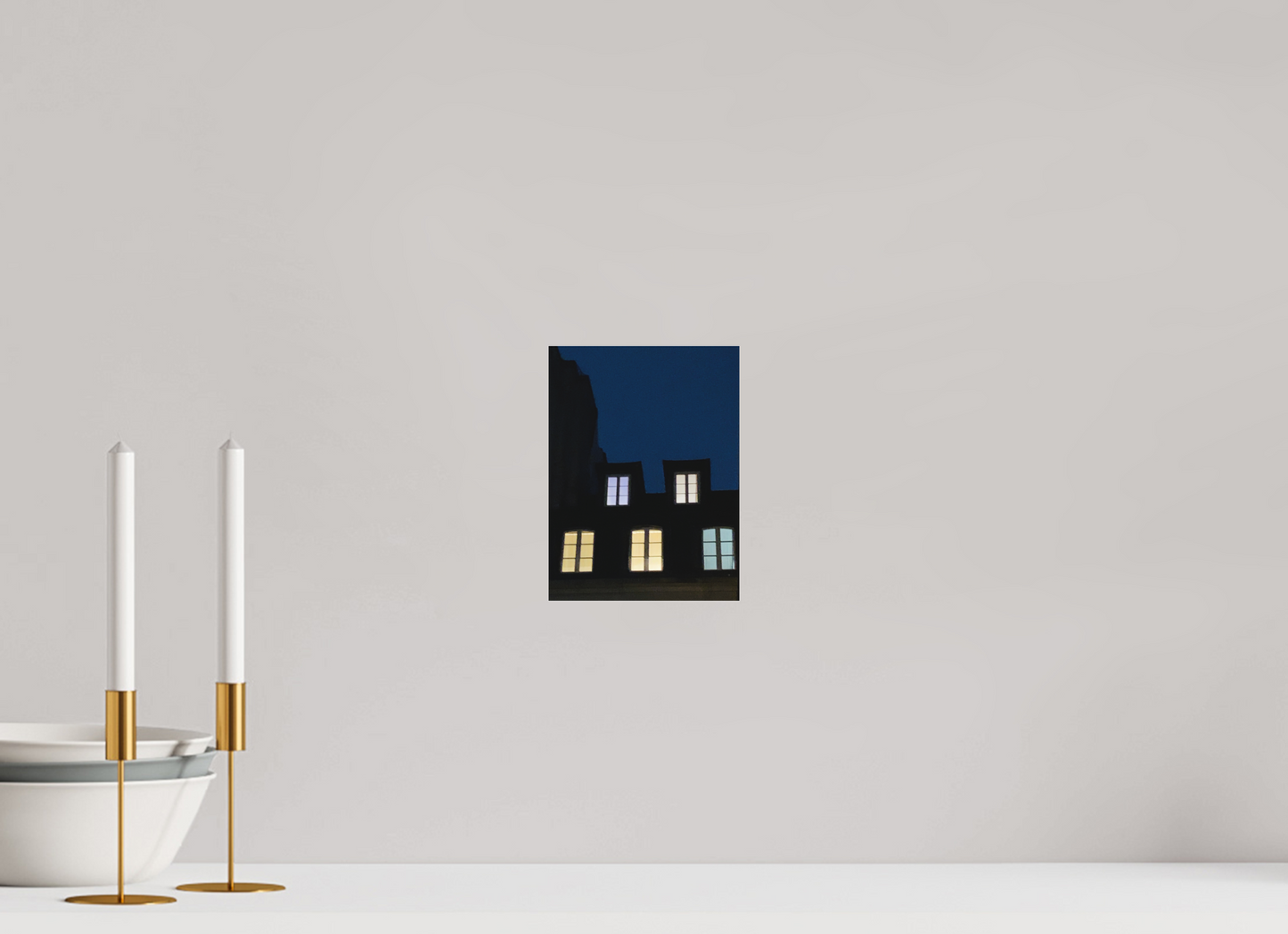 15 x 20 cm, Tirage photo sous Plexi mat "Les yeux des fenêtres sont vides et fous..." Louis Aragon (Marie Sicard)