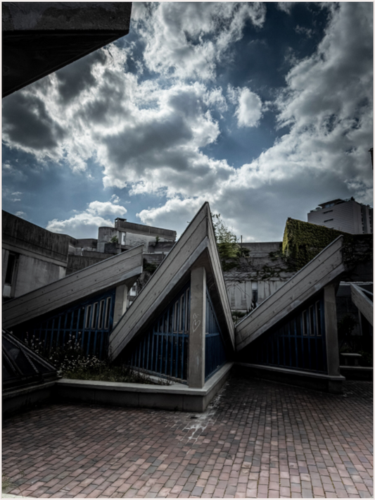 Concrete Whispers (Fiammetta Venner)