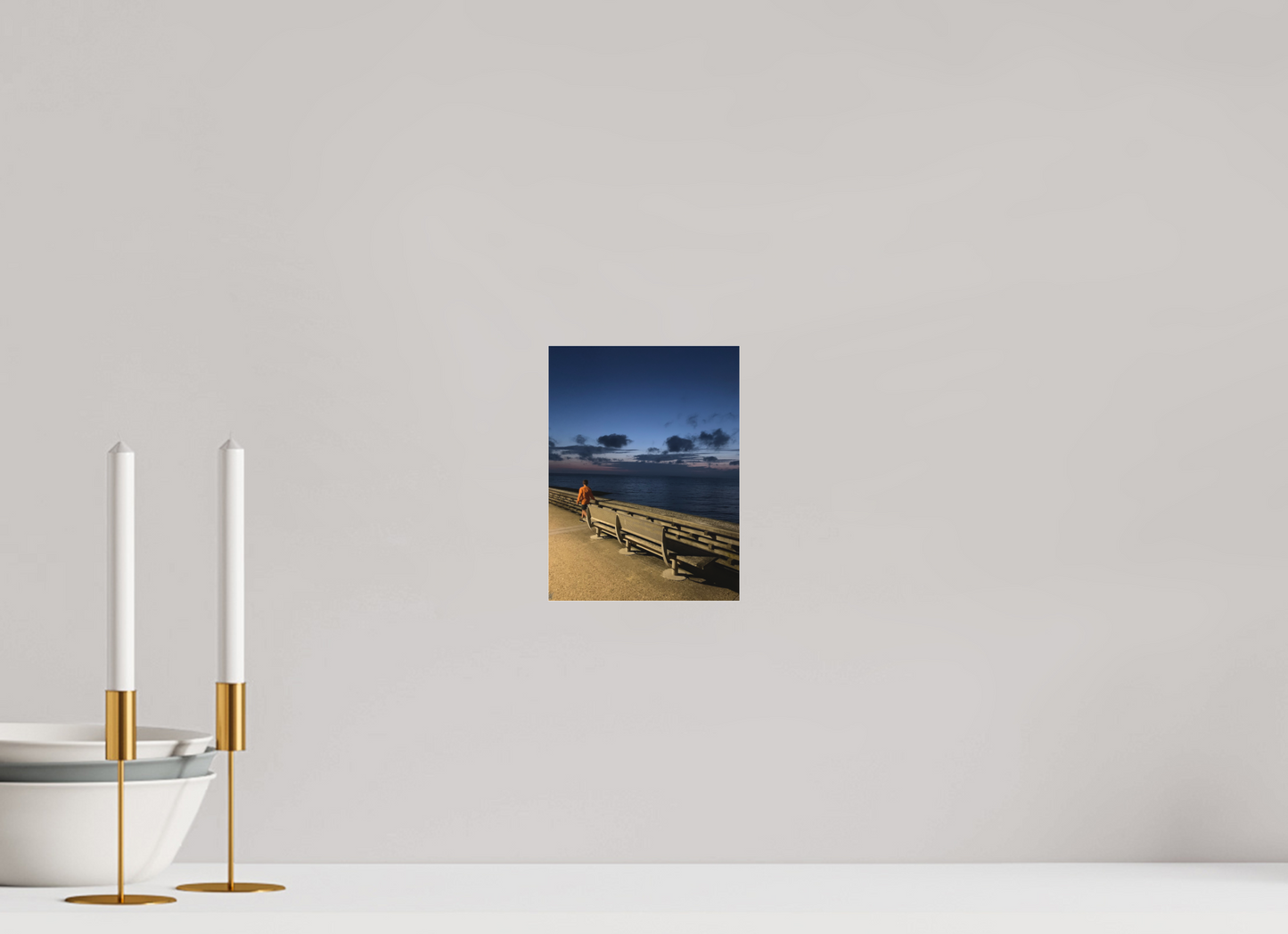 15 x 20 cm, Tirage photo sous Plexi mat L'enfant et la mer (Marie Sicard)