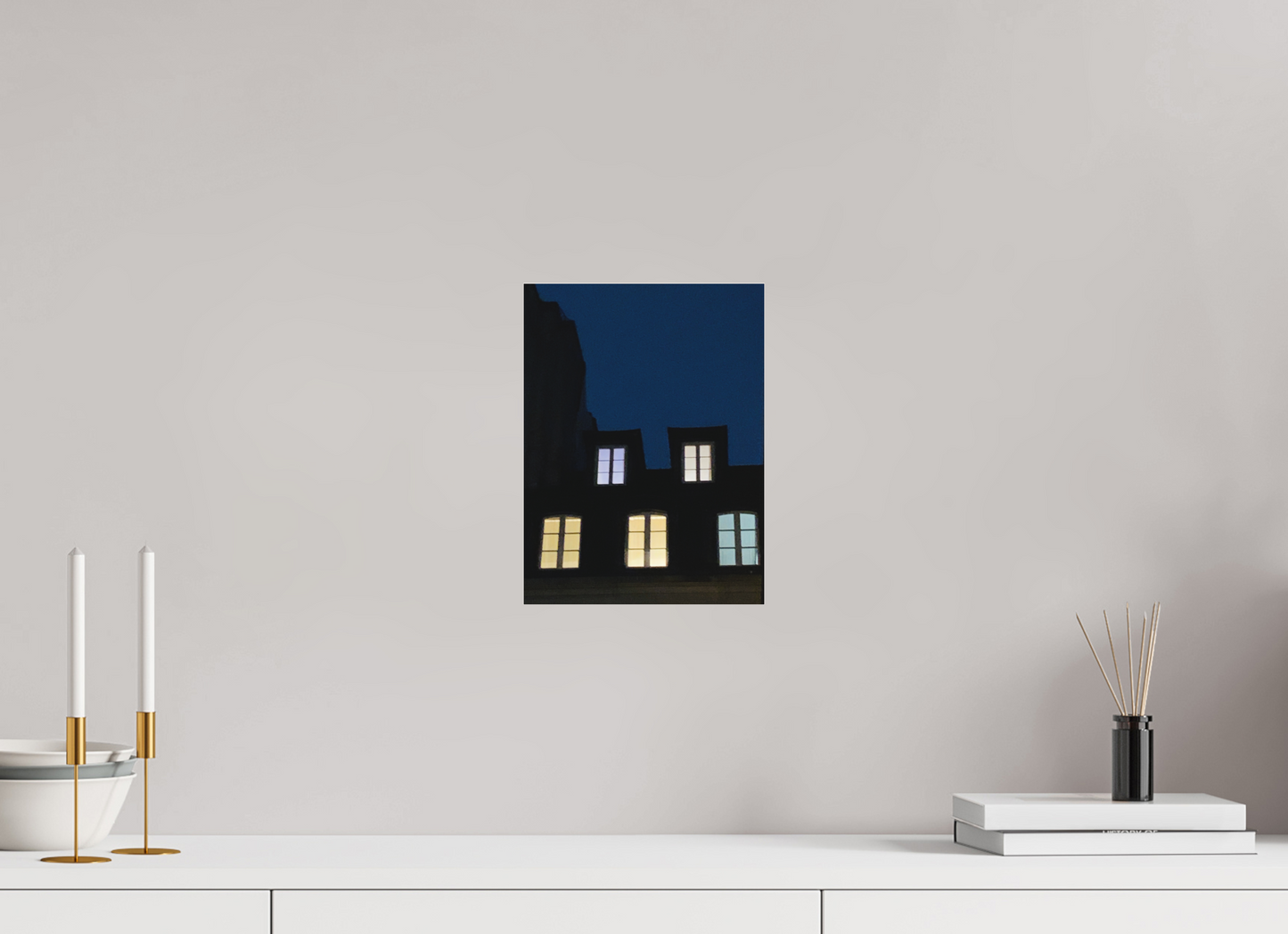 21 x 28 cm, Tirage photo sous Plexi mat "Les yeux des fenêtres sont vides et fous..." Louis Aragon (Marie Sicard)