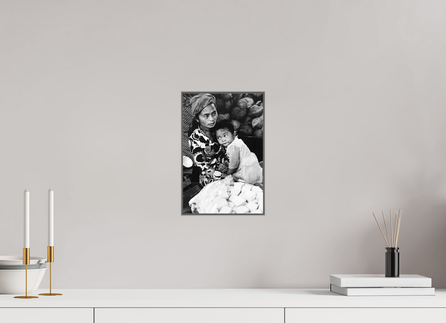 20 x 30 cm, Artbox aluminium argent Indonesia (1978) Photography : © Catherine Deudon / REIA (Catherine Deudon )