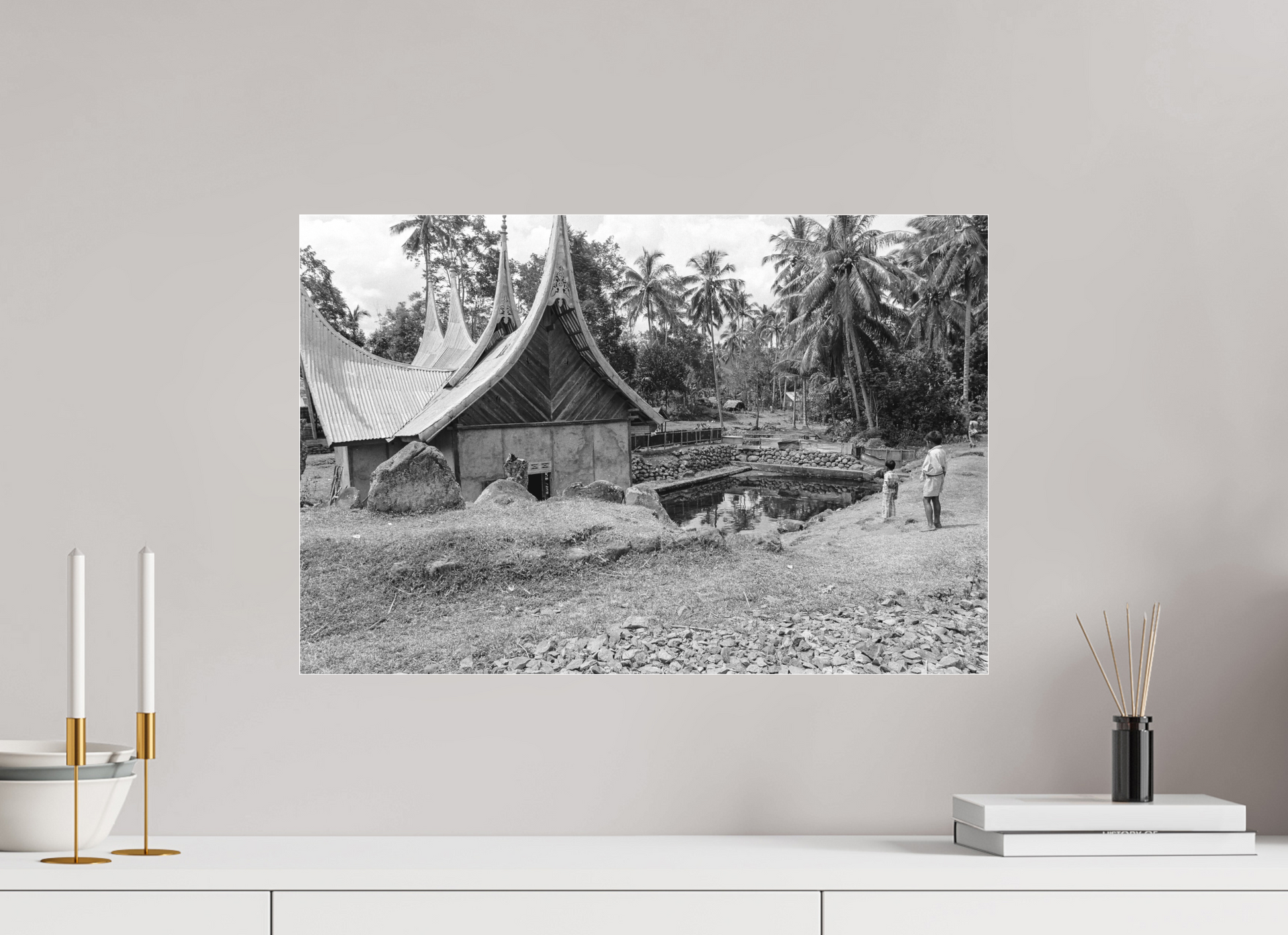 60 x 40 cm, NB GLOSSY Indonesia (1978) Photography : © Catherine Deudon / REIA (Catherine Deudon )