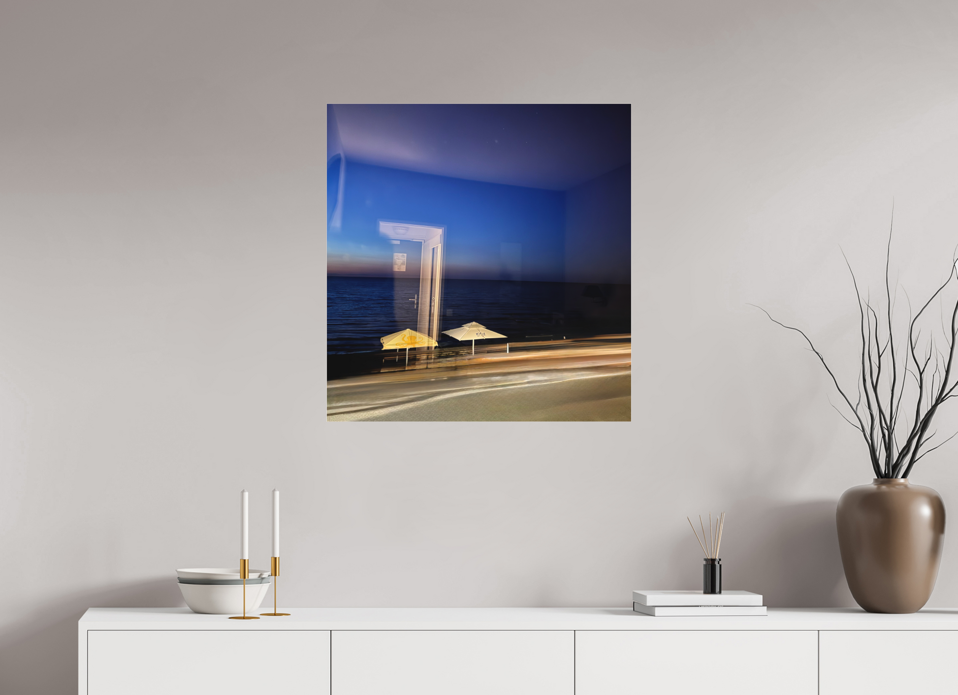 70 x 73,1 cm, Tirage photo sous Plexi mat Une chambre sur la mer (Marie Sicard)