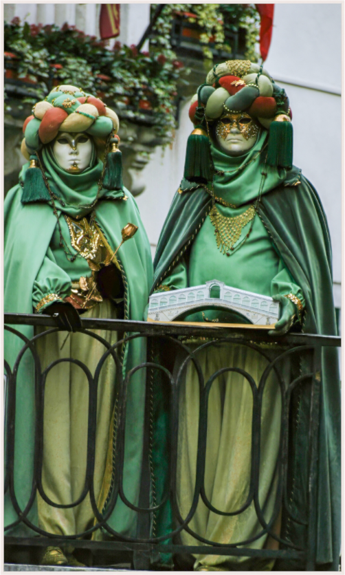 Emerald Twins (Fiammetta Venner)