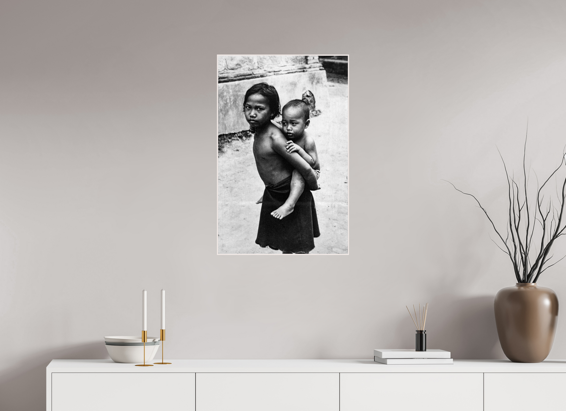 50 x 76,2 cm, Artbox Chene noir massif Indonesia (1978) Photography : © Catherine Deudon / REIA (Catherine Deudon )