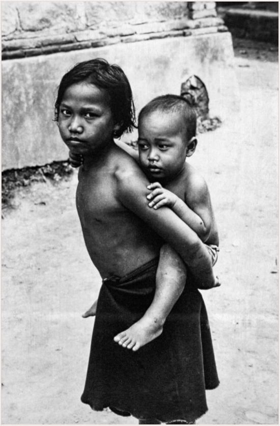 Main image Indonesia (1978) Photography : © Catherine Deudon / REIA (Catherine Deudon )