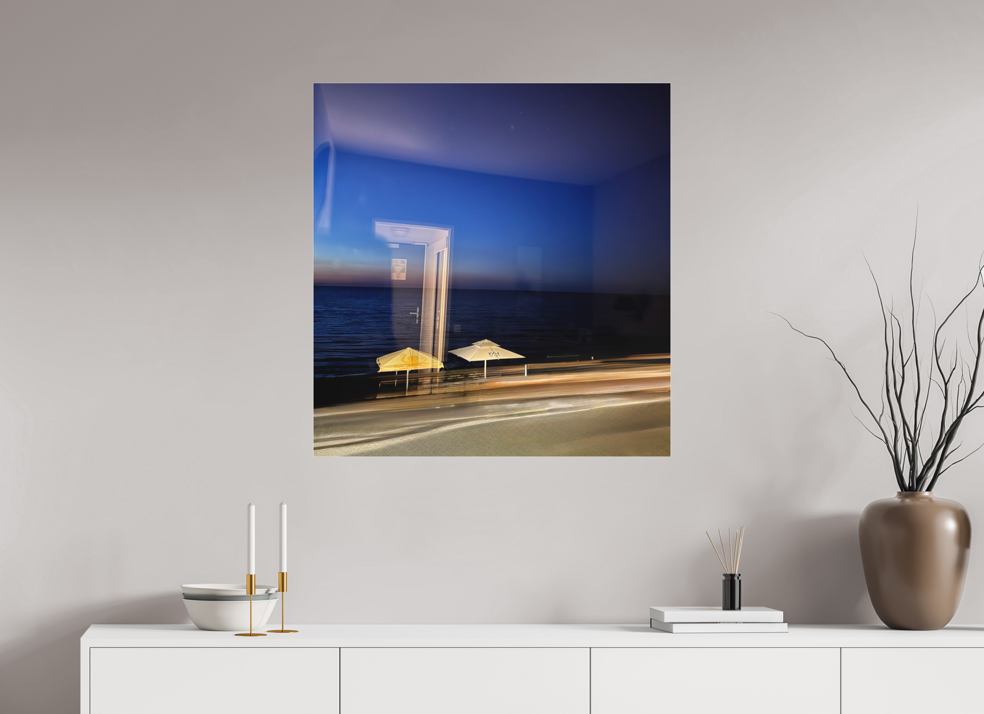 80 x 83,6 cm, Tirage photo sous Plexi mat Une chambre sur la mer (Marie Sicard)
