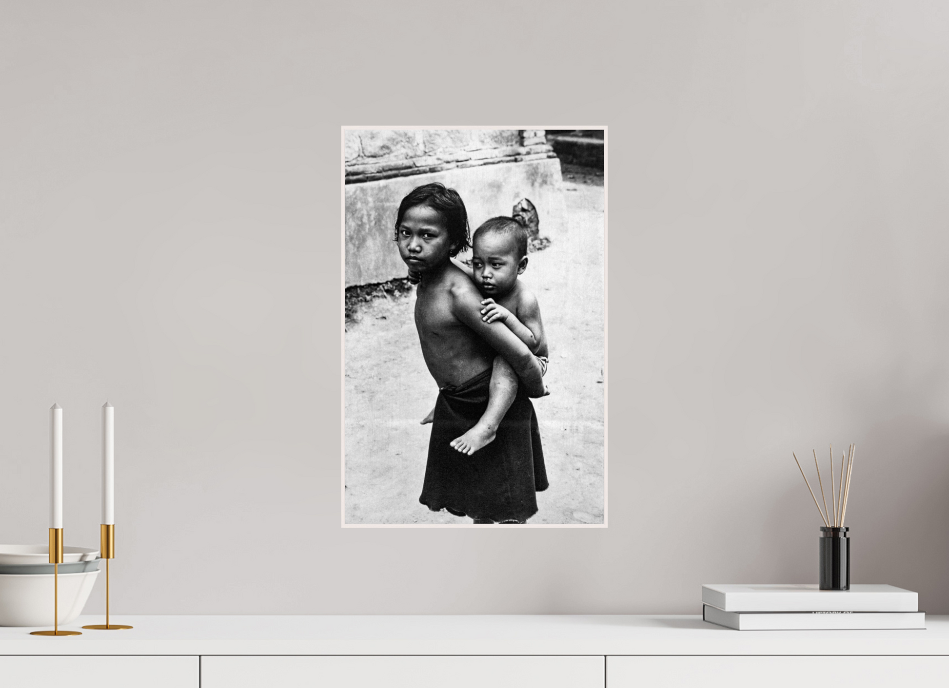 30 x 45,7 cm, Artbox Chene noir massif Indonesia (1978) Photography : © Catherine Deudon / REIA (Catherine Deudon )