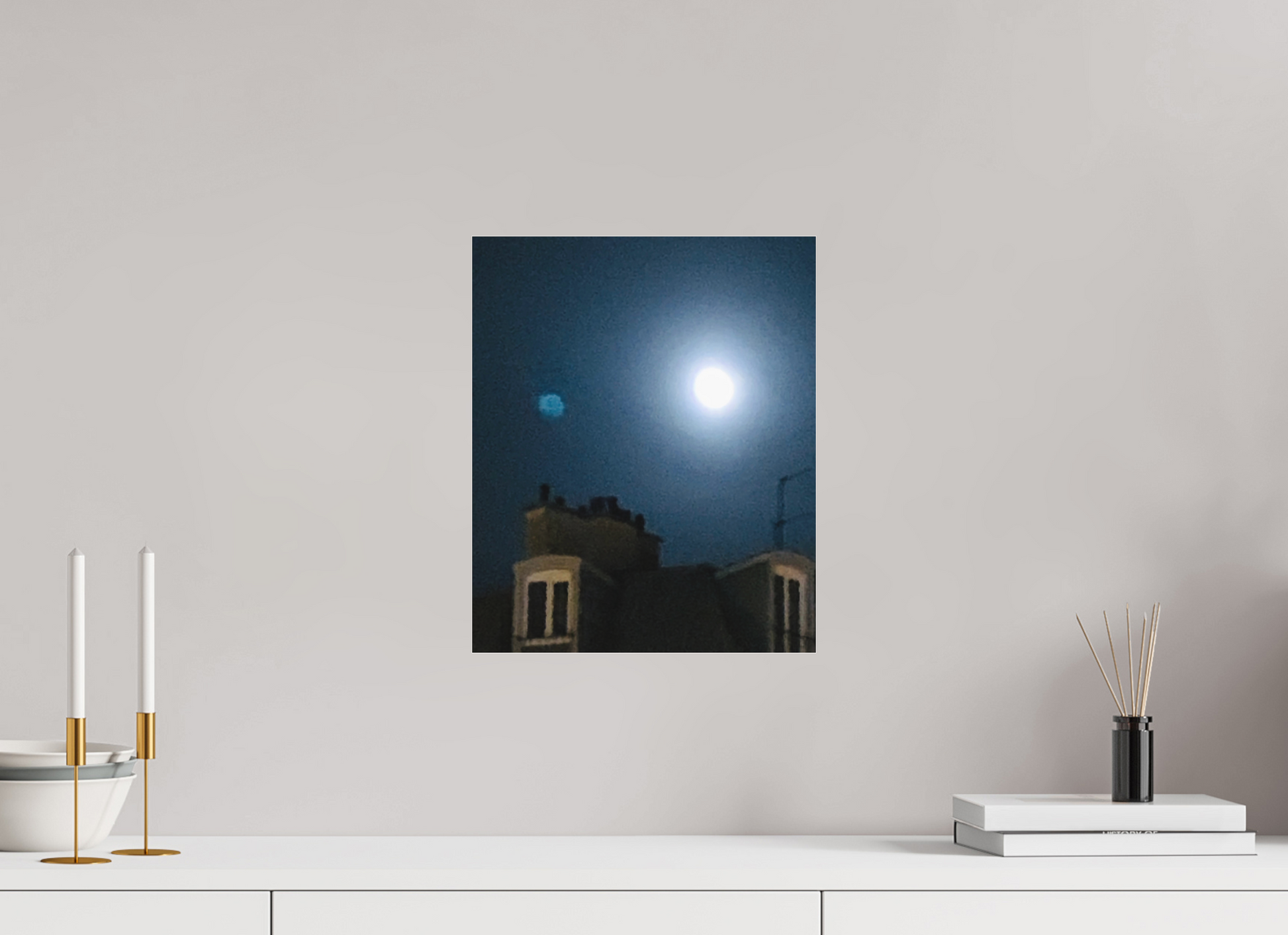 30 x 36,3 cm, Tirage photo sous Plexi mat Contes de la Lune Vague