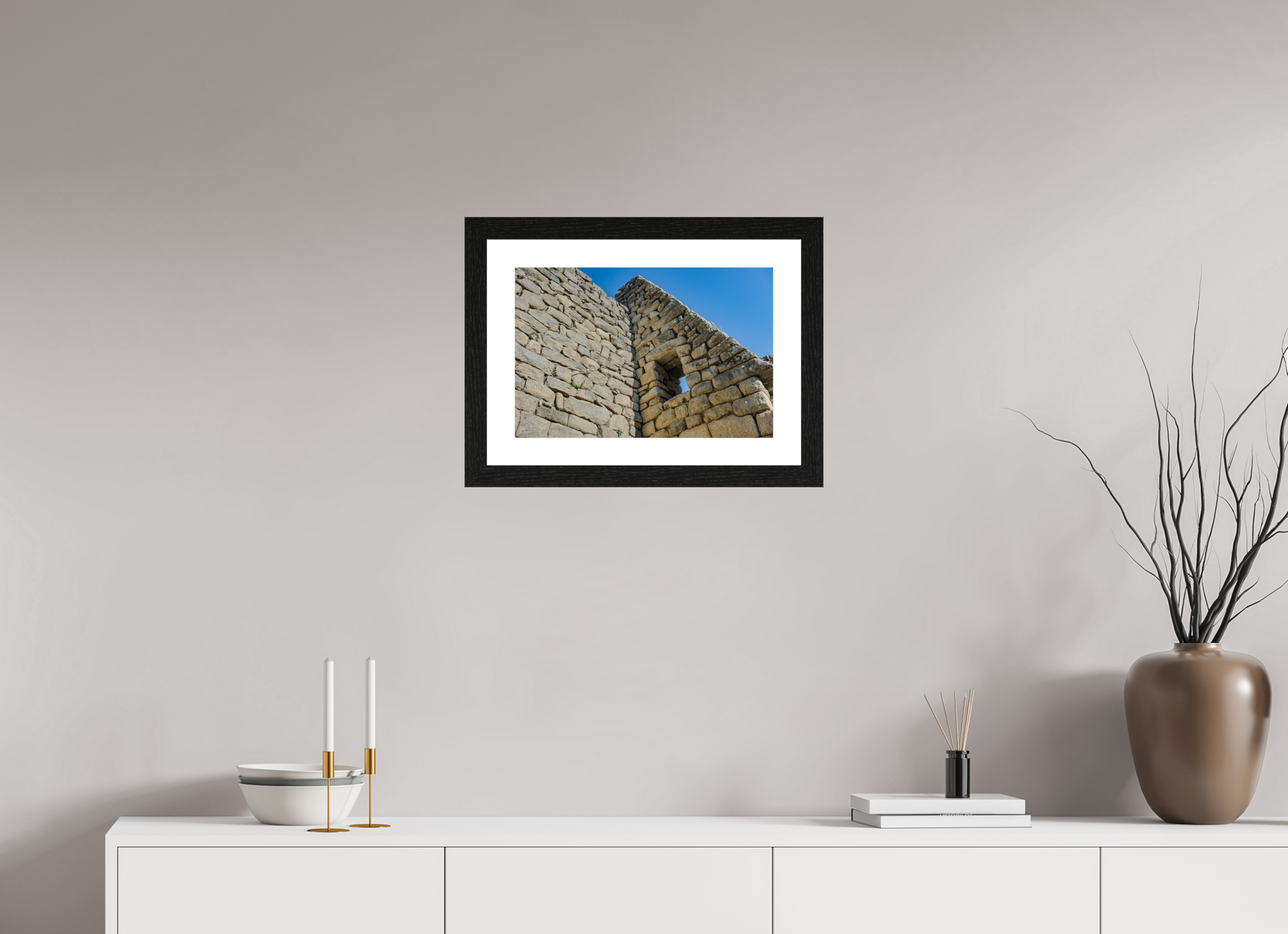 45 x 30 cm, Cadre noir Peru (2024) Photography : © Fiammetta Venner / REIA (Fiammetta Venner)