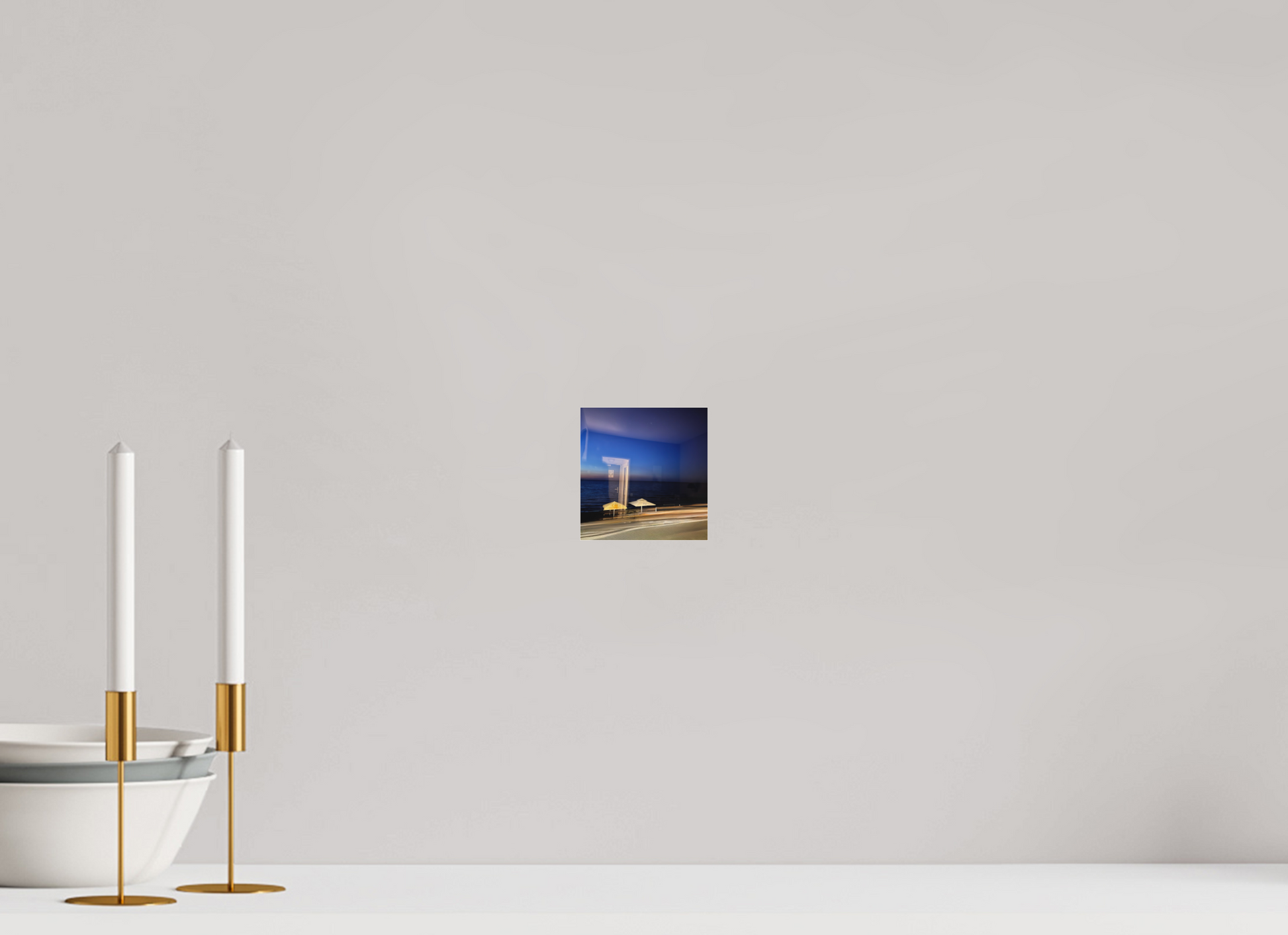 10 x 10,4 cm, Tirage photo sous Plexi mat Une chambre sur la mer (Marie Sicard)